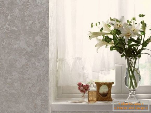 Romantic window sill decoration