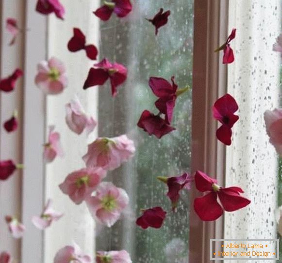 Window decoration with artificial flowers