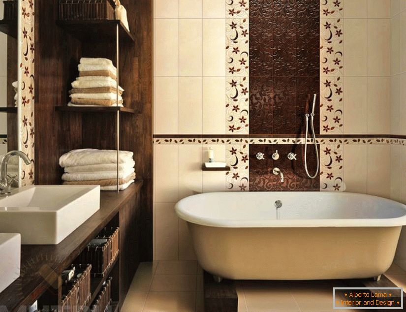 Vertical stripes in the interior of a small bathroom