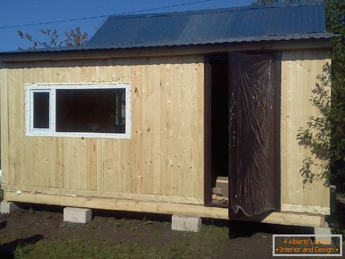 Prefabricated panel house
