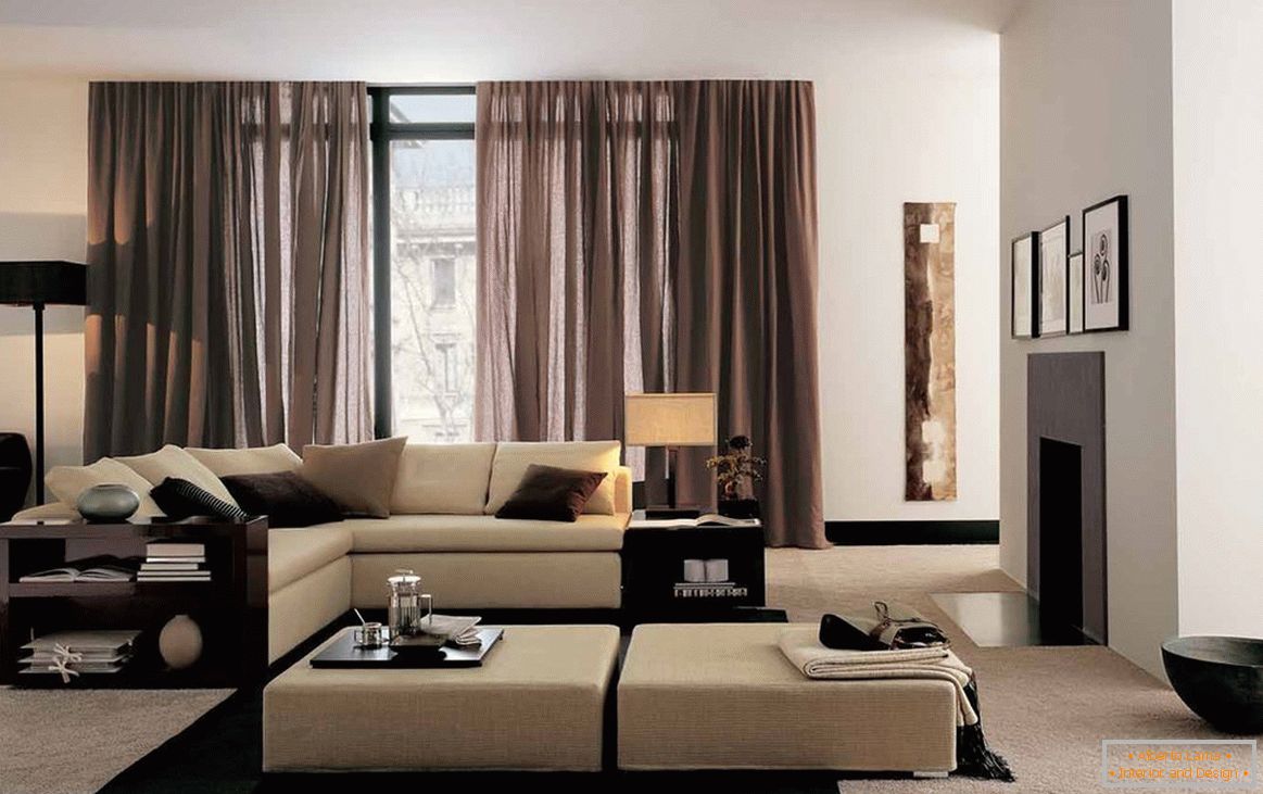 Brown curtains in the interior