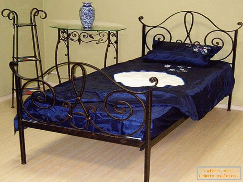 forged-bed-31
