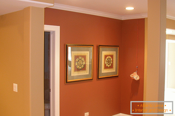 The combination of colors - the design of painting the walls in the apartment