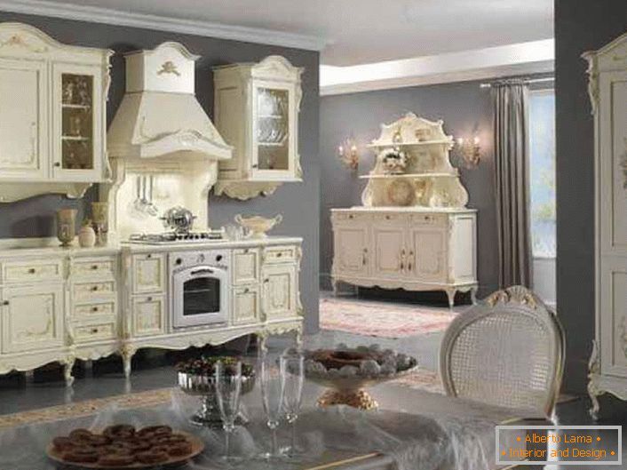 The decoration of the kitchen is done in the best traditions of the Baroque style.