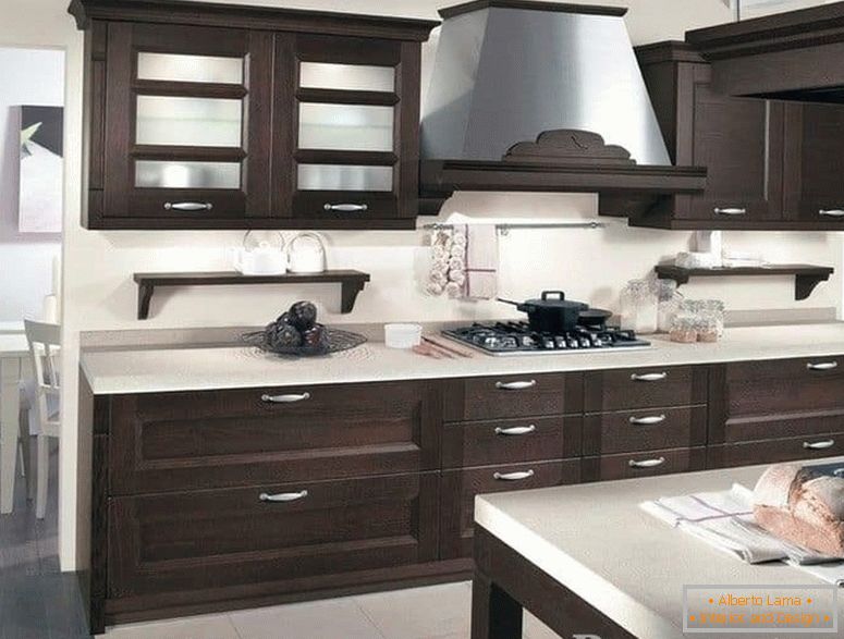 Kitchen with white top and facades wenge