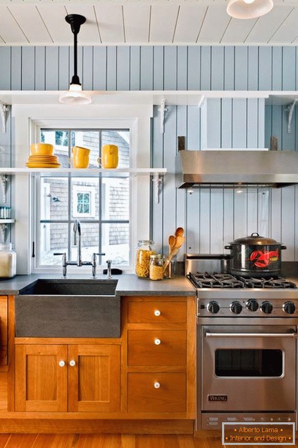 Wooden decoration in the kitchen