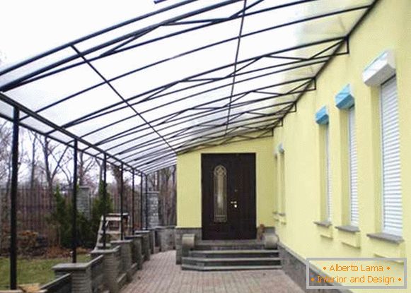 awnings from polycarbonate in the courtyard of a private house photo, photo 18