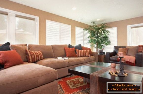 Terracotta accents in the living room