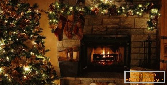 Christmas garland on a fireplace, photo 27