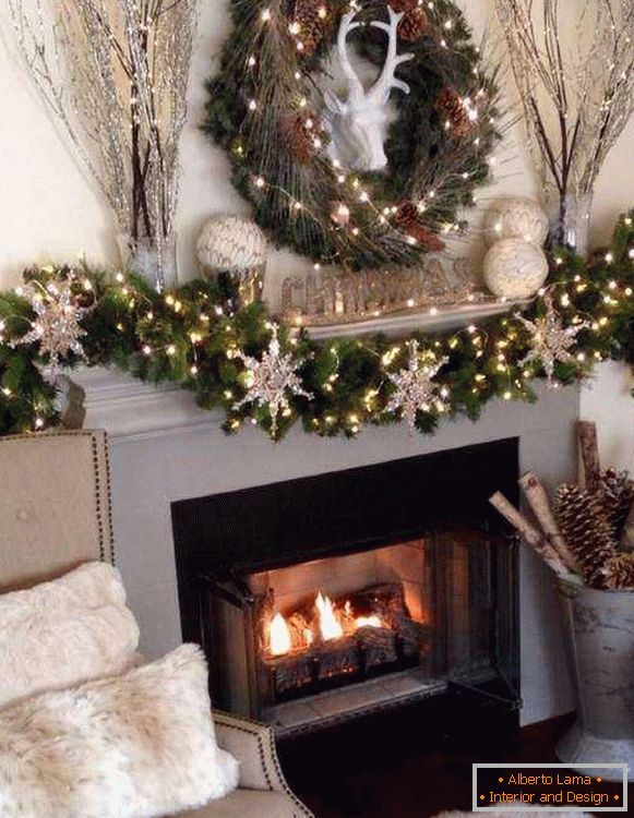 Christmas garland on a fireplace, photo 33