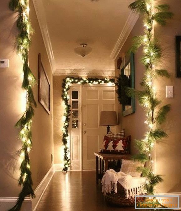 Garland LED white - the idea of ​​decorating a house for the New Year