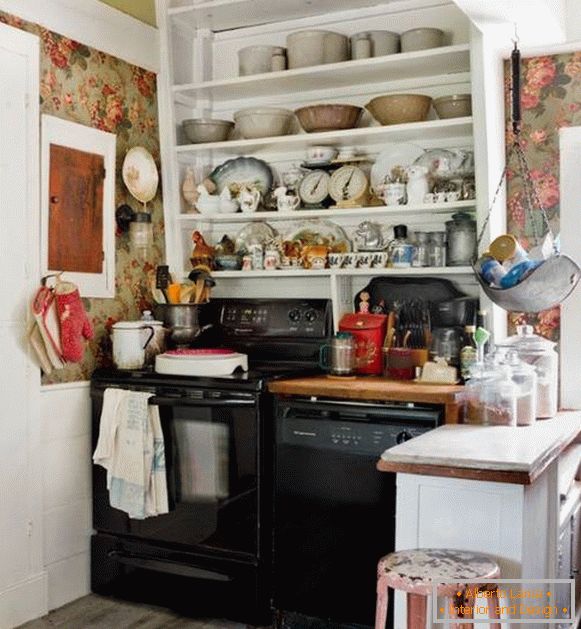 Kitchen wallpapers in Provence style