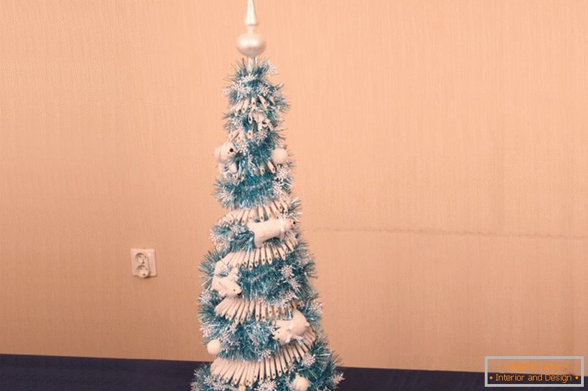 Macaroni Christmas tree