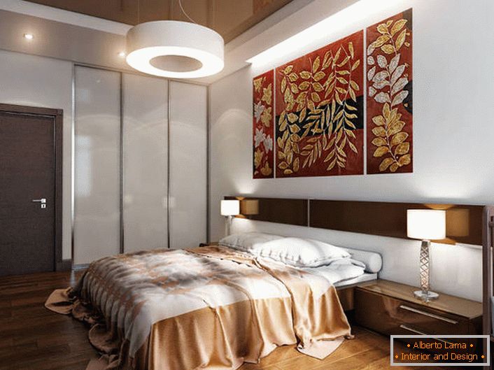 A bedroom where there is no place for despondency and boredom. In the design of the floor preference is given to the parquet flooring under the wooden flooring.