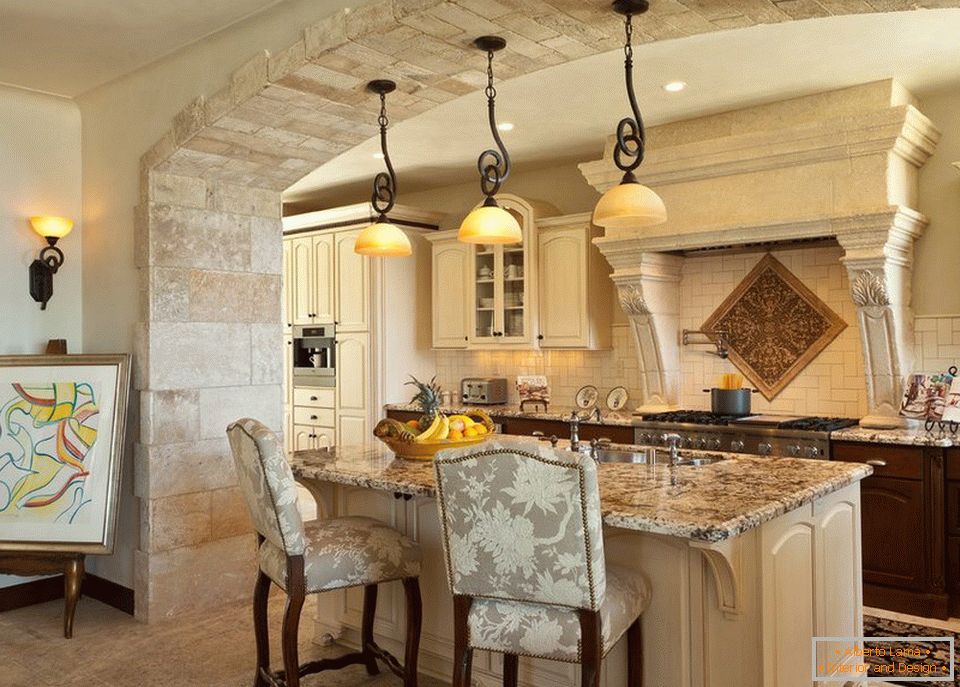 Stone arch in the kitchen