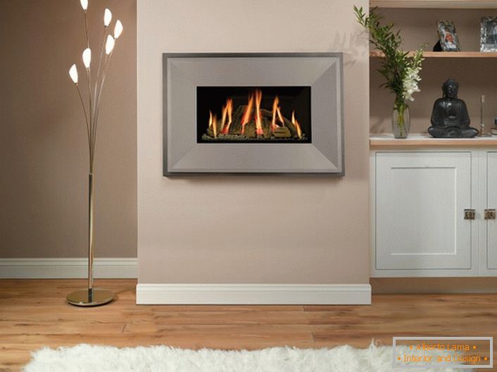 A hinged bio fireplace. A lively picture.
