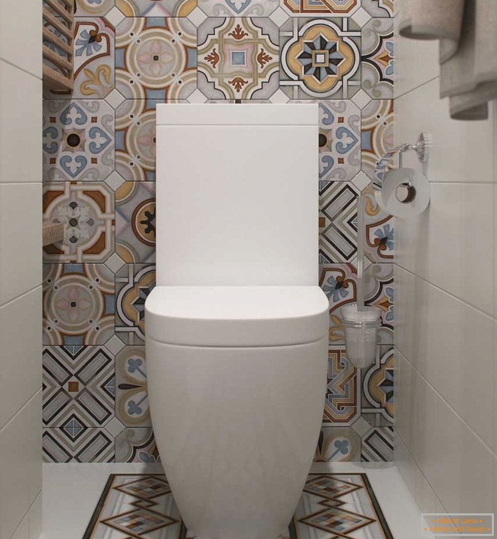Tile with an ornament in the toilet
