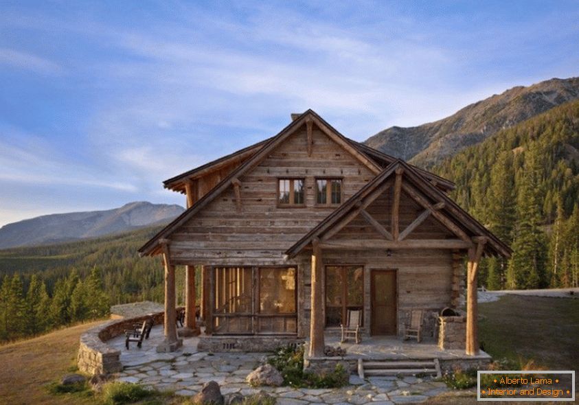 Luxury wooden house in the mountains