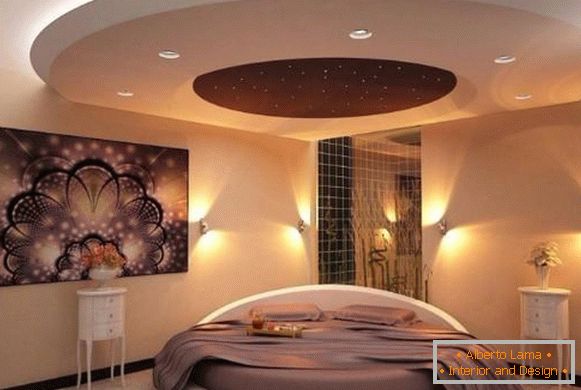 what are the ceilings in the bedroom, photo 28