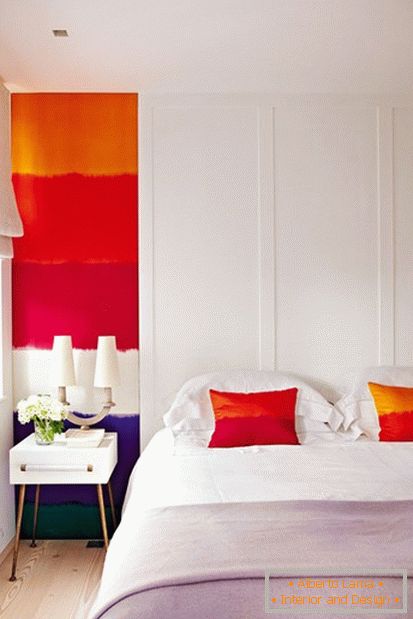 Bright accents in the bright bedroom