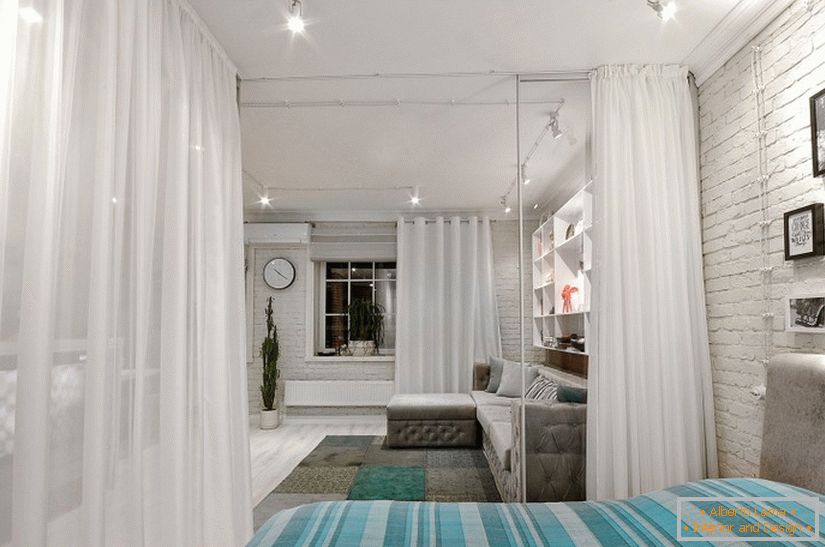 Transparent curtains in the bedroom