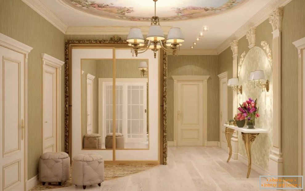 Design of the hallway in the classical style