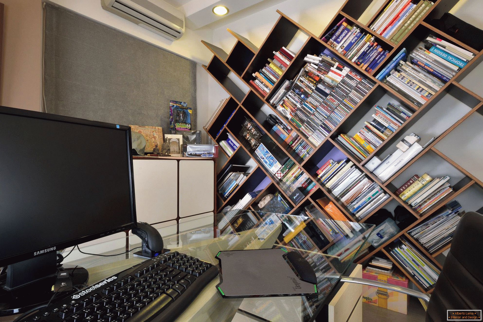 Creative bookcase in the office