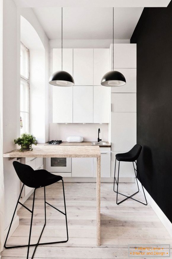 Kitchen in black and white