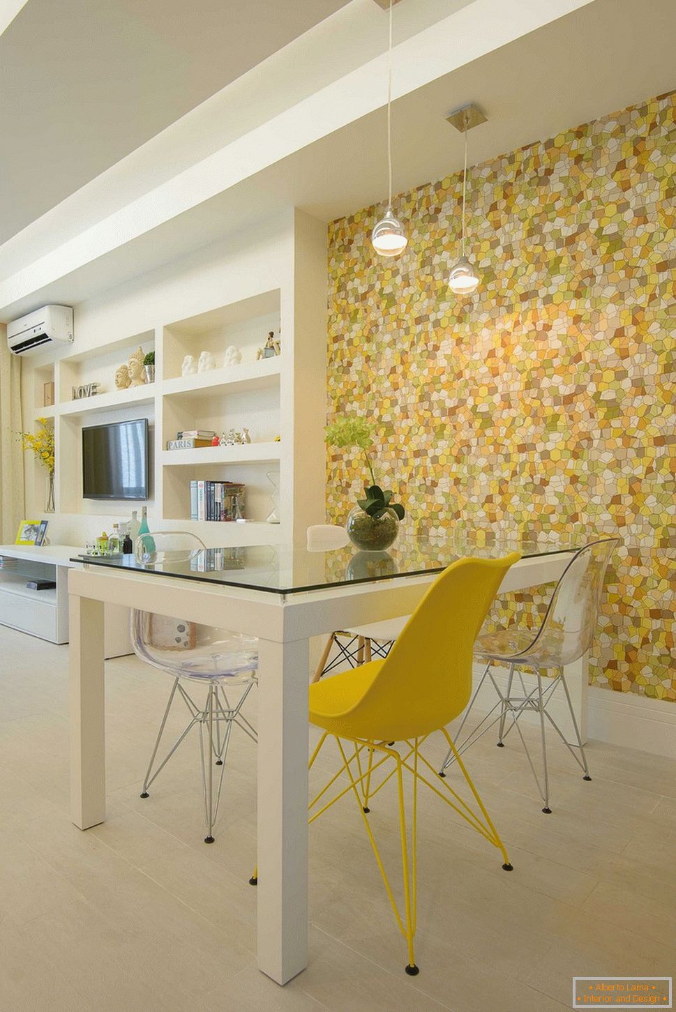 Dining room of a small apartment in Copacabana