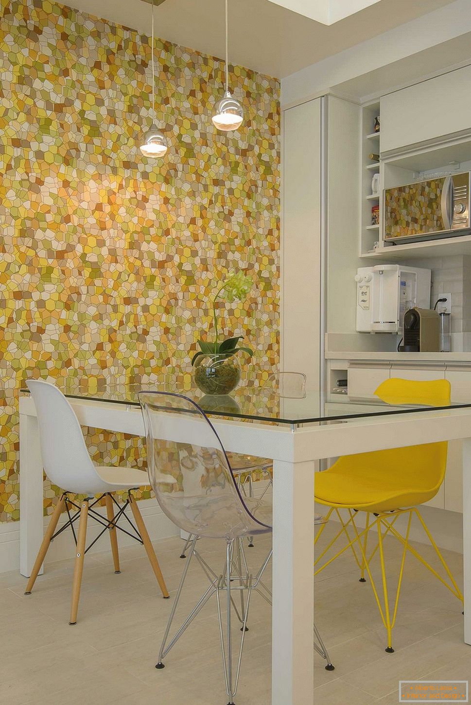 Dining room of a small apartment in Copacabana