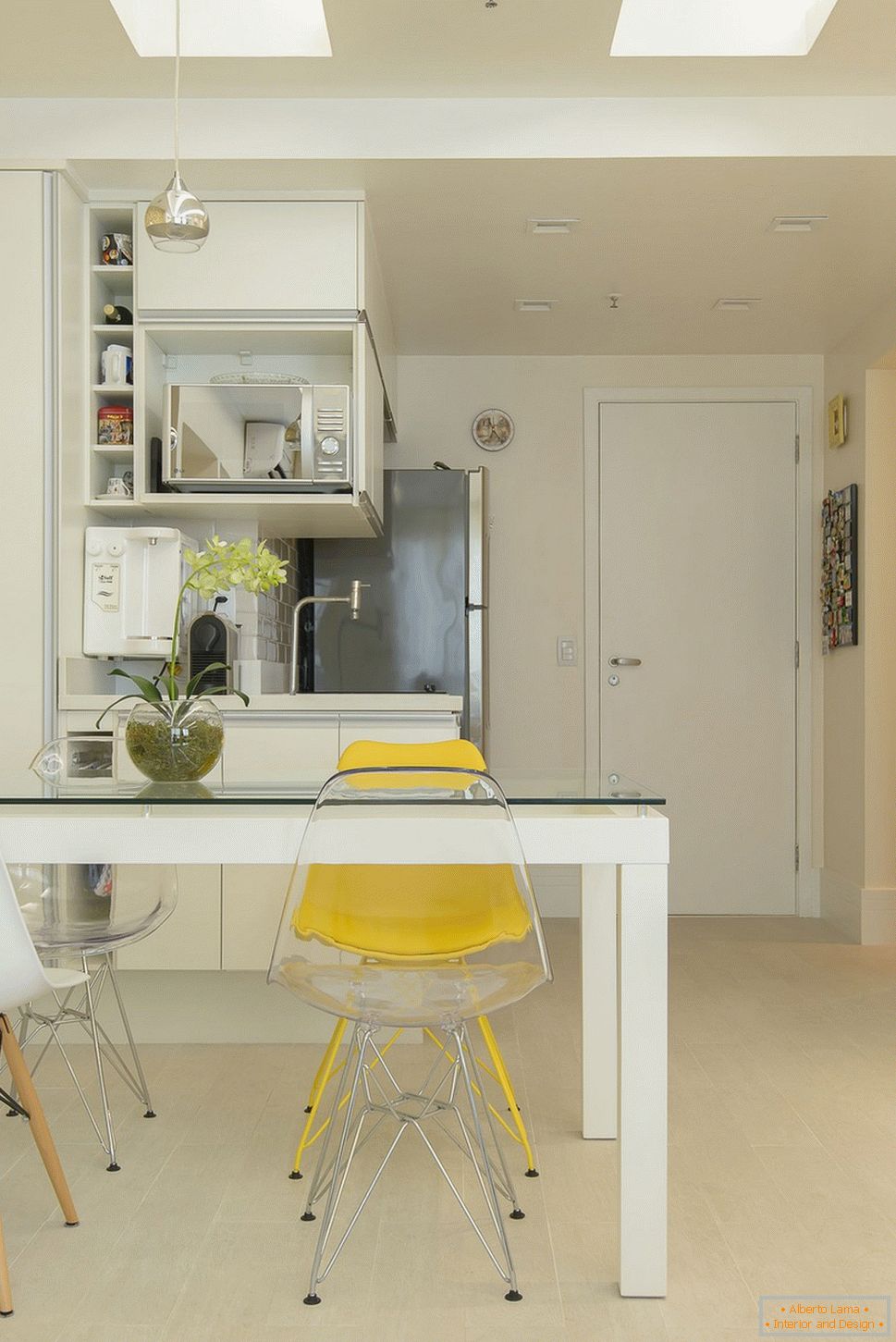 Dining room of a small apartment in Copacabana