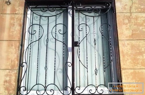 Swing decorative grilles on windows