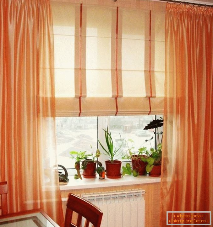 Roman curtains photo for plastic windows in the kitchen