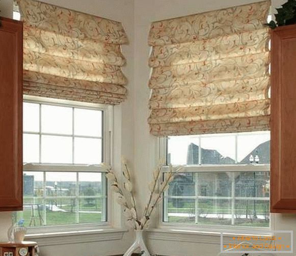 tailoring of Roman cascading curtains, photo 2