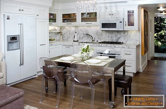 Transparent chairs in the dining room