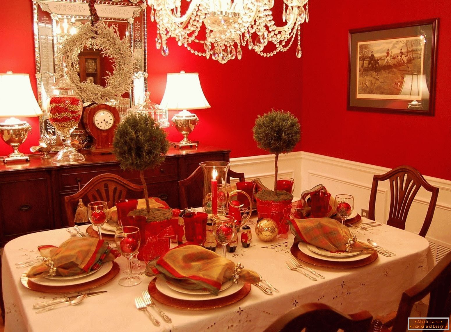 Red walls in the dining room