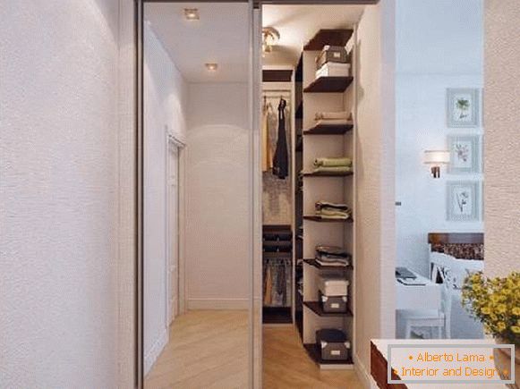wardrobe compartment in the hallway, photo 24