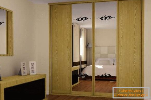 Mirror cabinets of a compartment in a bedroom - a photo in mustard color