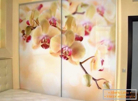 Glass doors for cupboards with photo printing