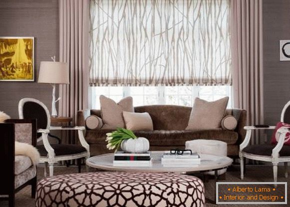 combination of Roman curtains and curtains