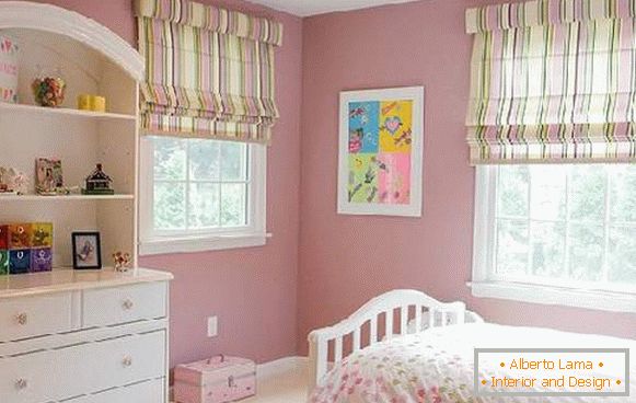 roman blinds in a children's room for a girl, photo 14