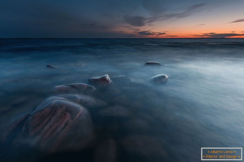 Sunset on the shore of Sweden's largest lake, Vänern