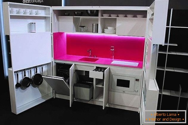 Foldable kitchen in the house в открытом виде