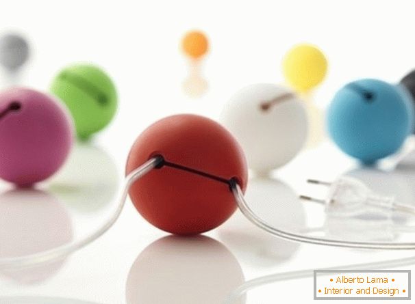 Balls for storing wires
