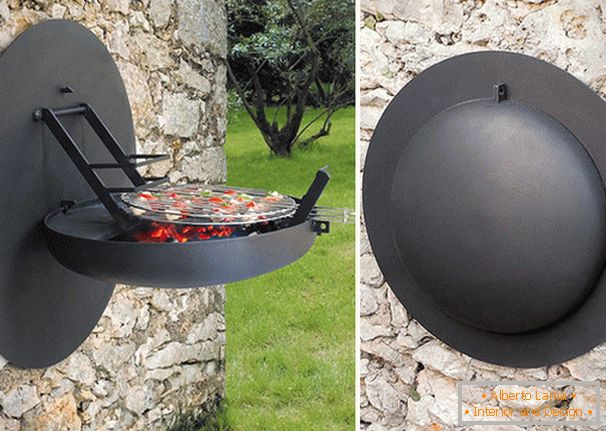 Foldable wall barbecue