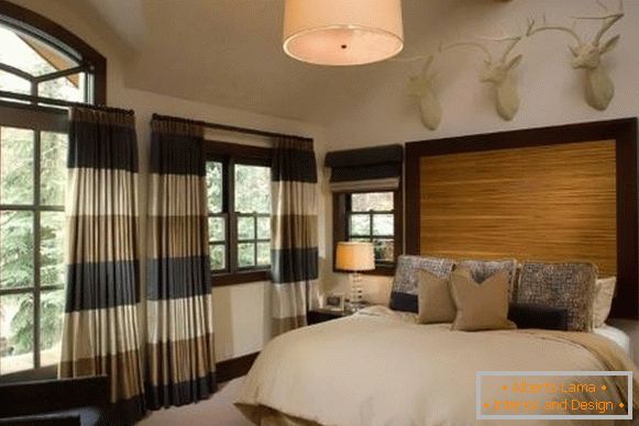 Design of curtains for a bedroom in a strip - photo News 2016