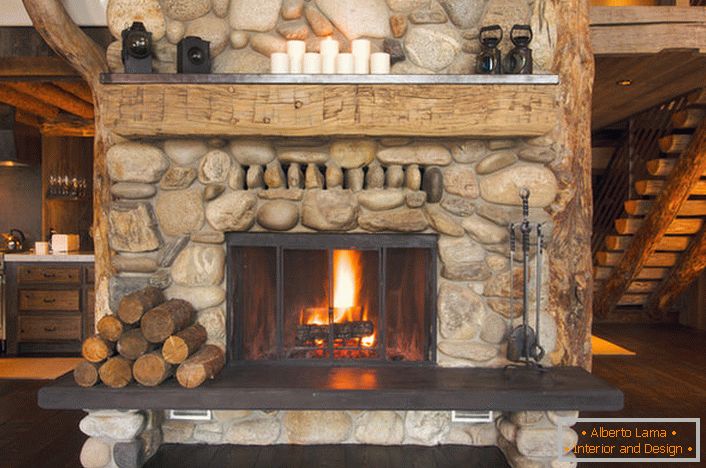 In any room in the country style will be appropriate fireplace, especially if it is decorated with natural materials.