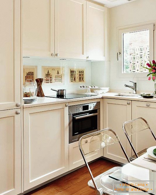 Kitchen in ivory color