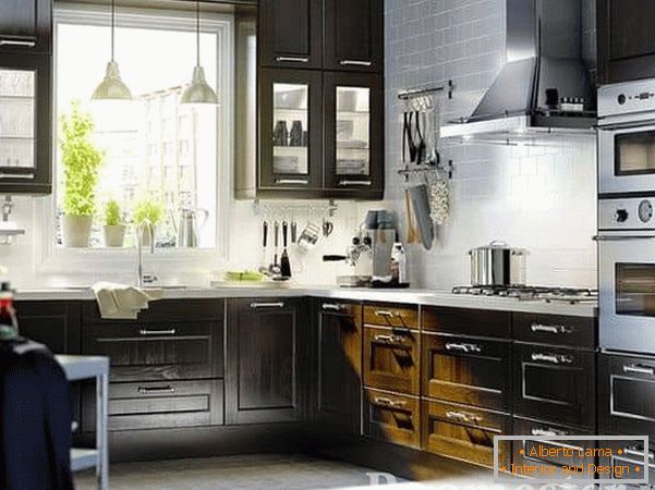 Dark kitchen in the style of Contemporary