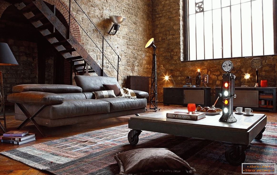 The combination of metal and brick in the living room